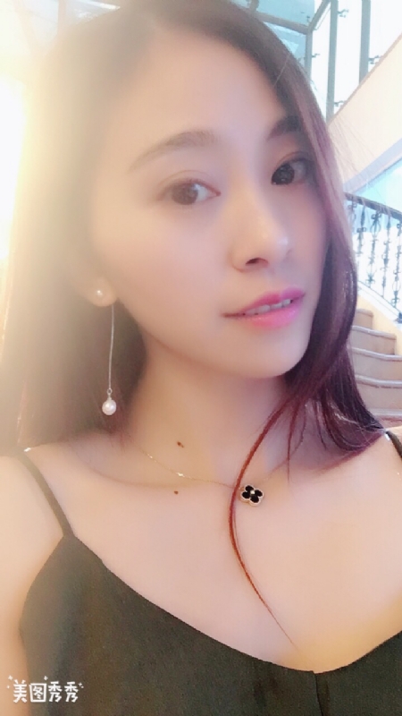 隨風的云的第一张照片--合肥相亲服务中心