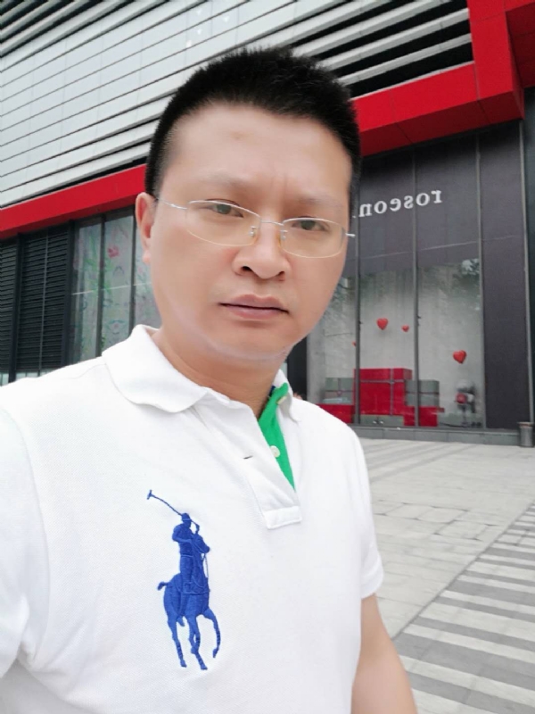 硬汉的第一张照片--合肥相亲服务中心