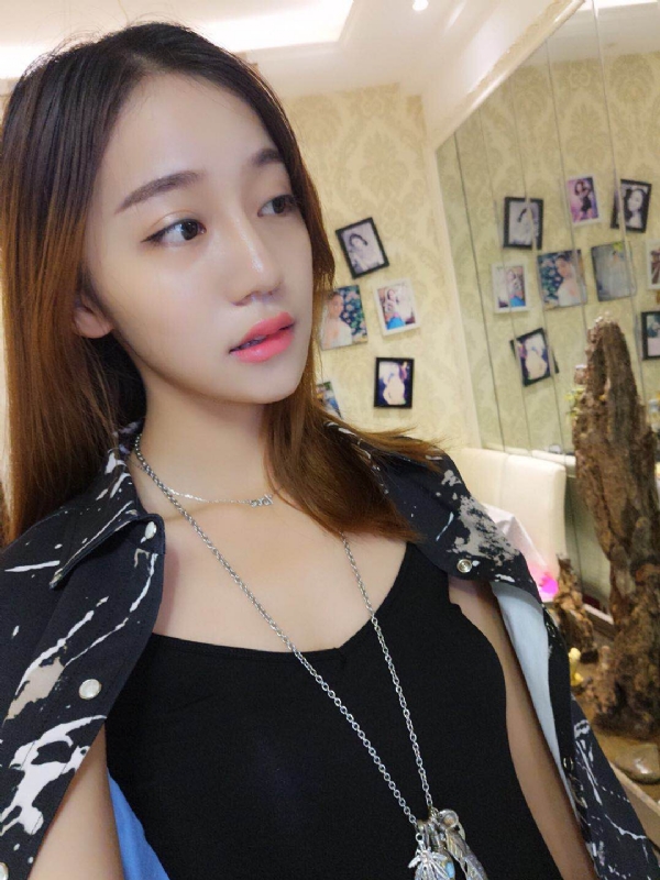 凉兮的第一张照片--合肥相亲服务中心