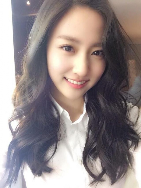 等爱的易微的第一张照片--合肥相亲服务中心