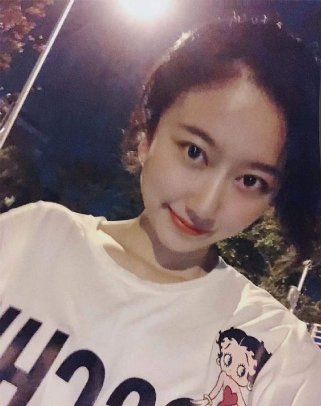 佳佳的第一张照片--合肥相亲服务中心