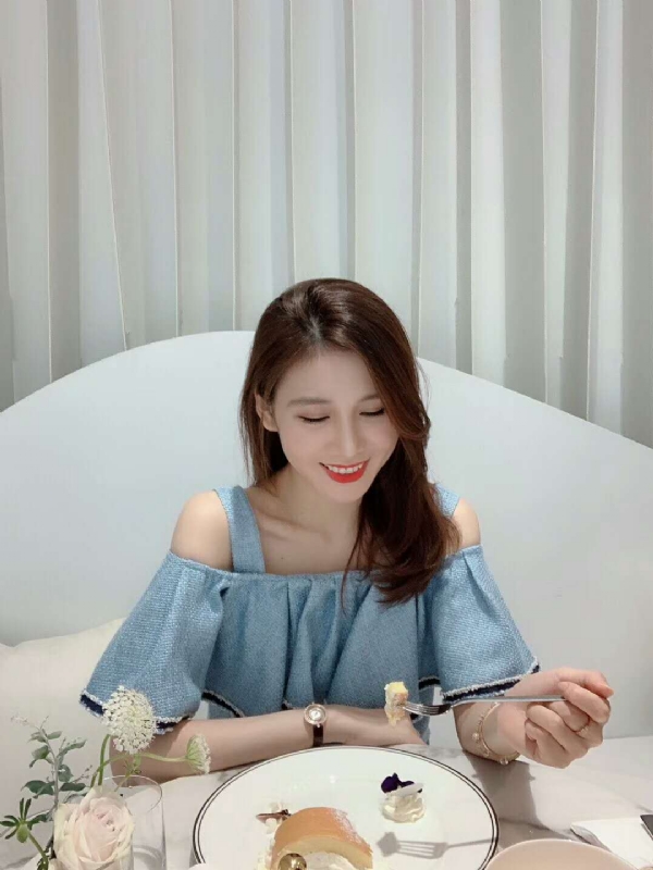 Emily的第三张照片--合肥相亲服务中心