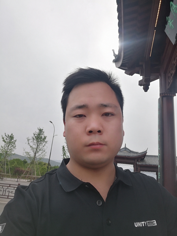 微笑的第一张照片--合肥相亲服务中心