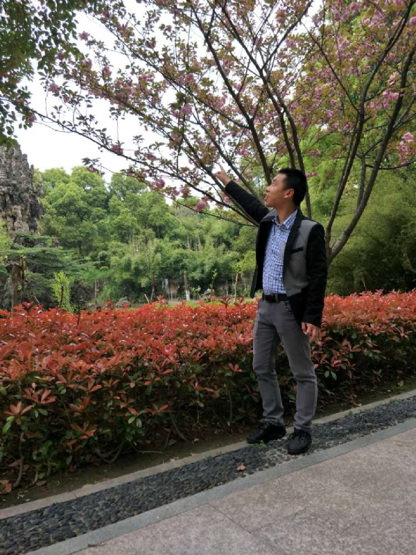 坦诚的第一张照片--合肥相亲服务中心