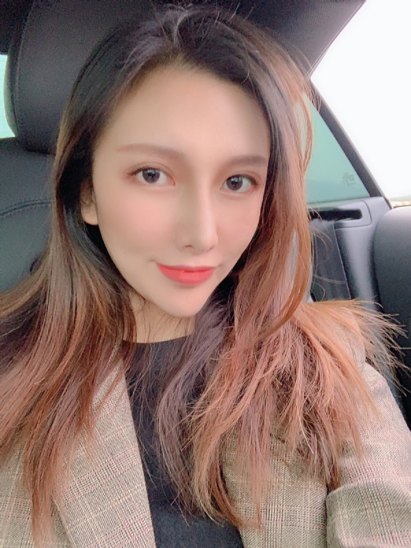 李岚Lancy的第一张照片--合肥相亲服务中心