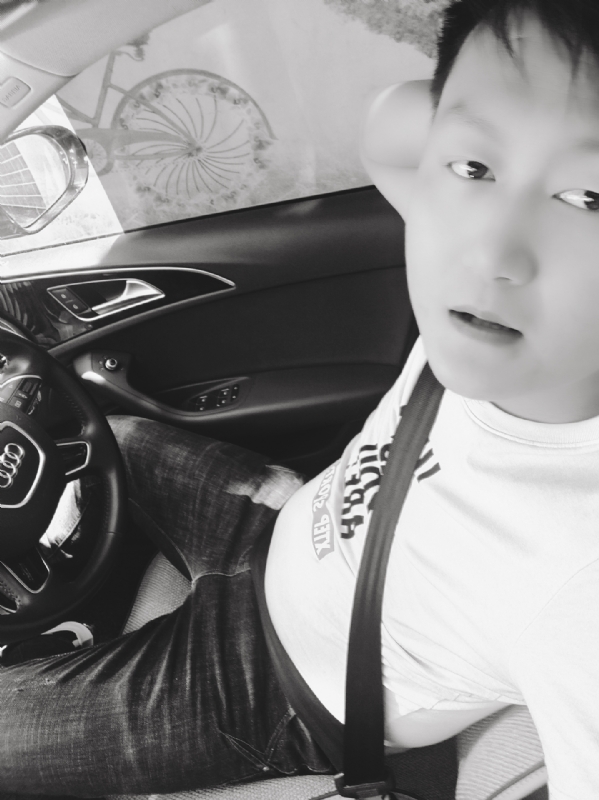 意中人的第一张照片--合肥相亲服务中心