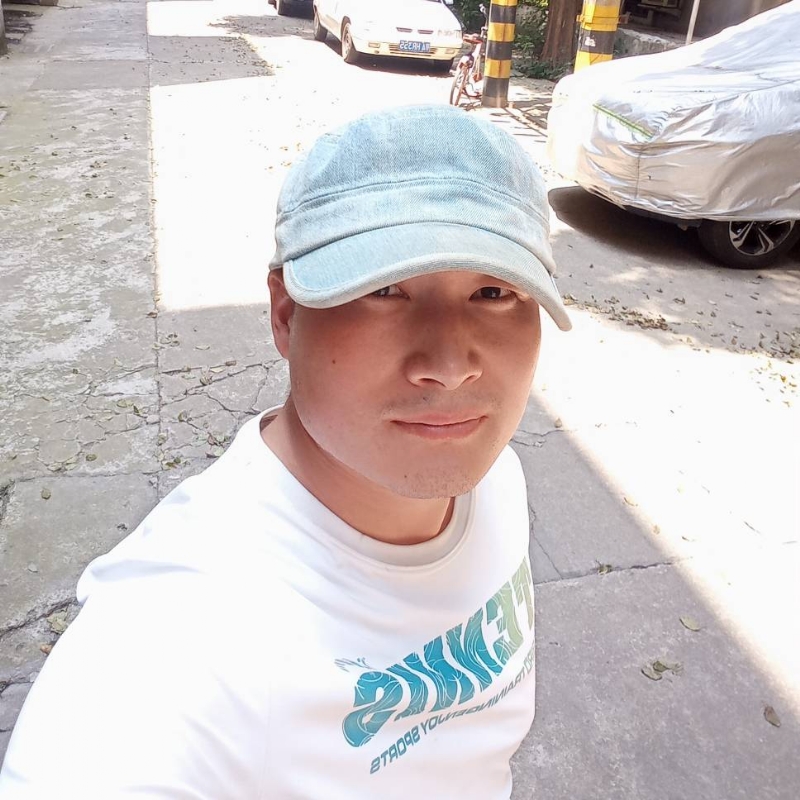 辉光的第一张照片--合肥相亲服务中心