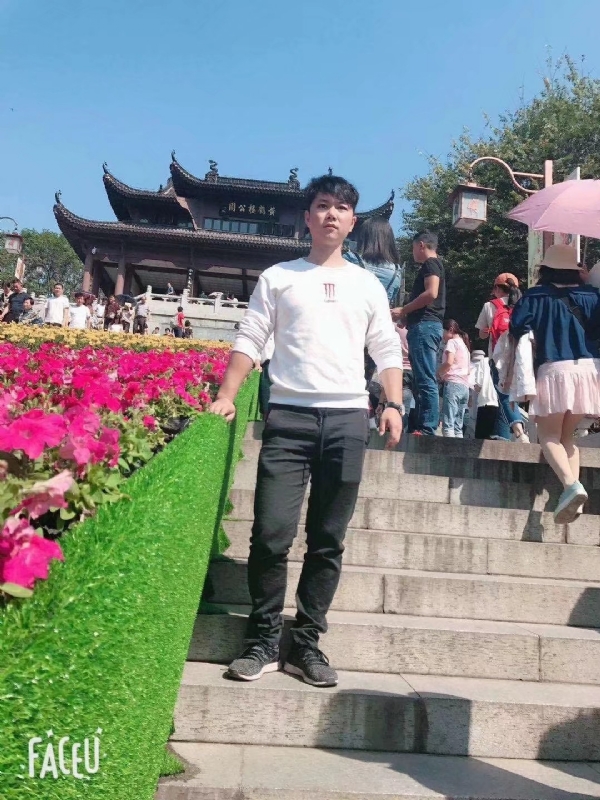 坦然的第二张照片--合肥相亲服务中心