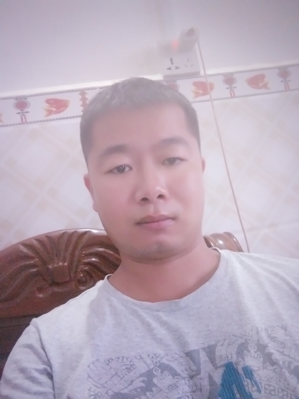 心雨的第一张照片--合肥相亲服务中心