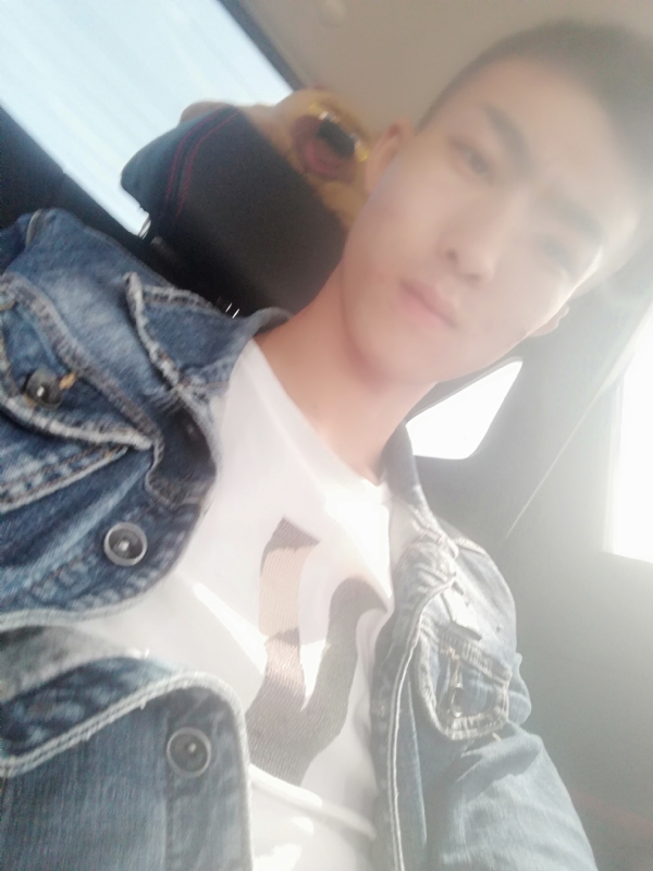 傻雕的第一张照片--合肥相亲服务中心