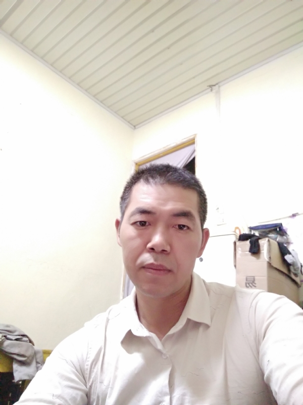 为伊消得人憔悴的第一张照片--合肥相亲服务中心