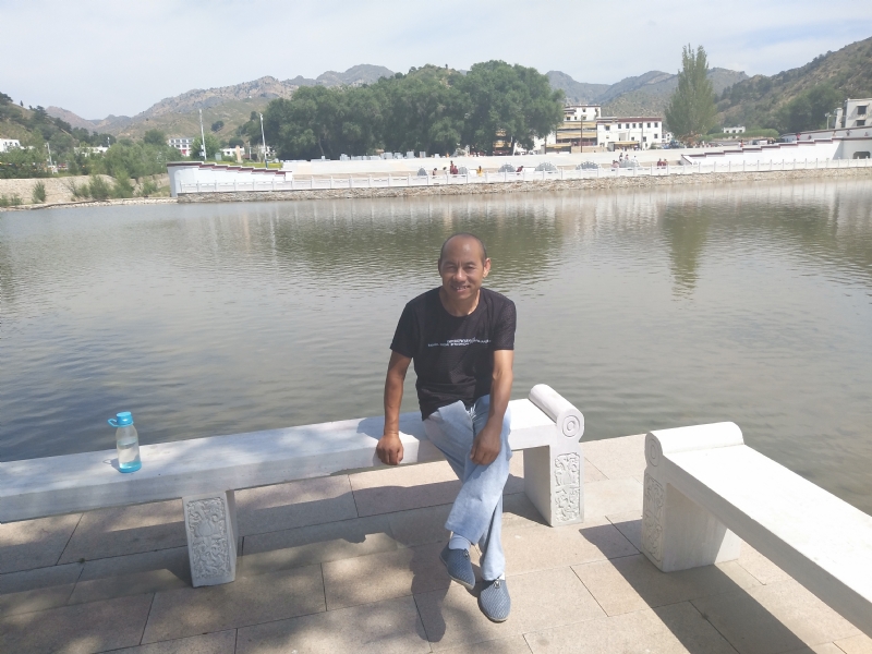 大漠独行的第一张照片--合肥相亲服务中心