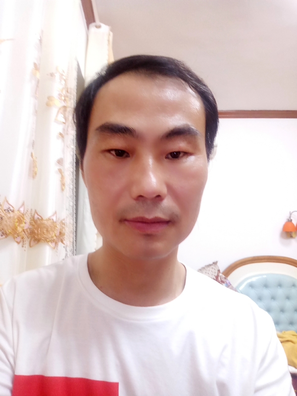 光明的第一张照片--合肥相亲服务中心