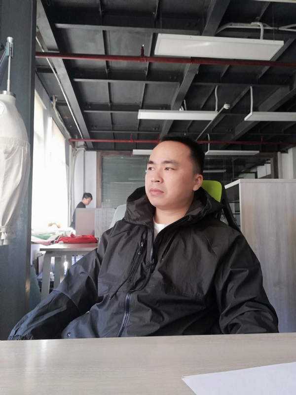 左眼皮跳跳的第一张照片--合肥相亲服务中心