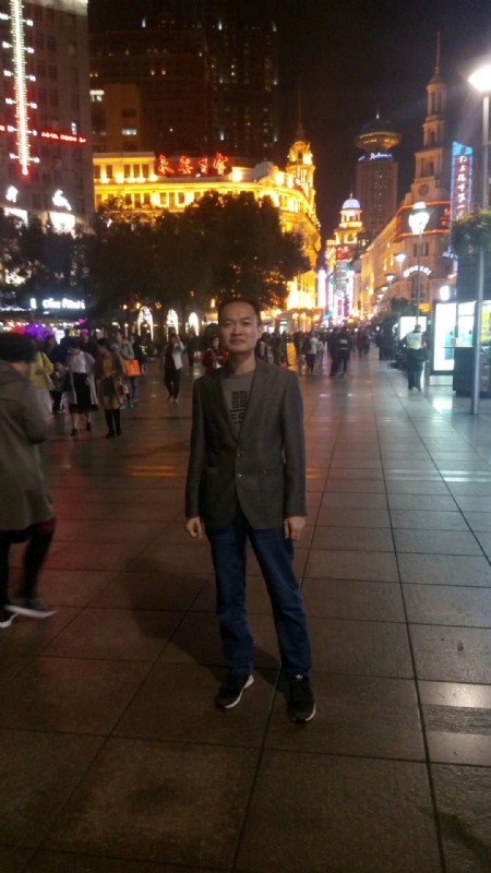 水池养鱼的第一张照片--合肥相亲服务中心