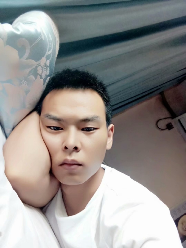 琪子心的第一张照片--合肥相亲服务中心