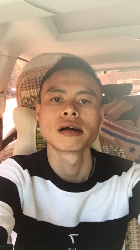 小何的第一张照片--合肥相亲服务中心