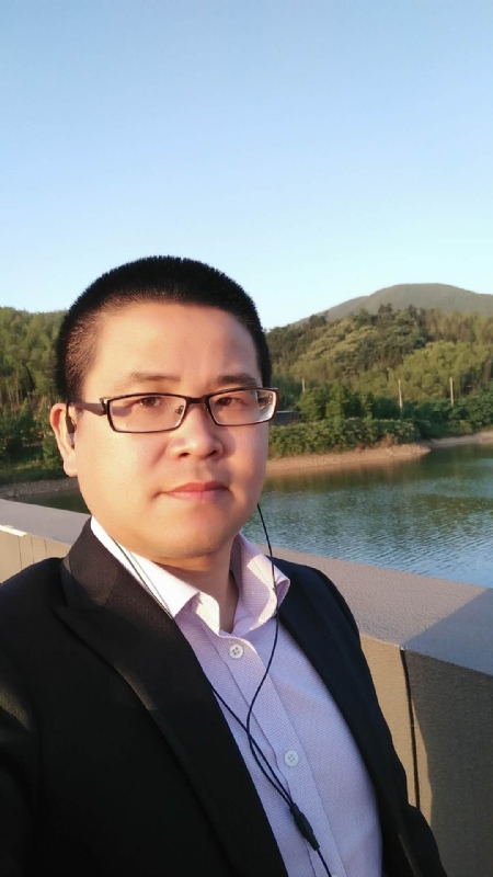 顾律师的第三张照片--合肥相亲服务中心