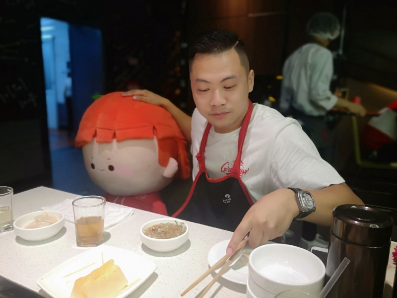 逆行的第一张照片--合肥相亲服务中心