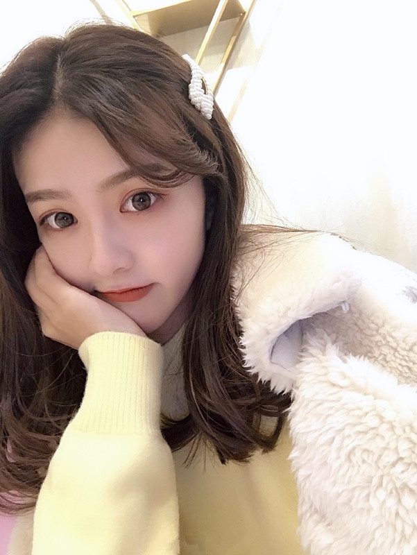 薇薇外送的第一张照片--合肥相亲服务中心