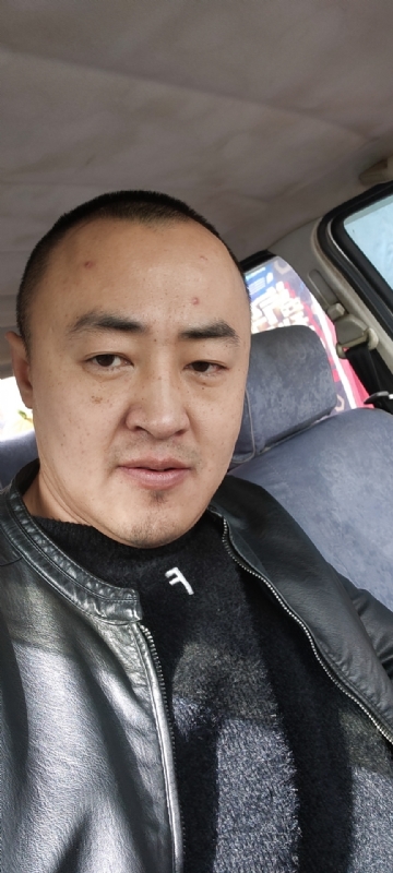 精神九哥的第一张照片--合肥相亲服务中心