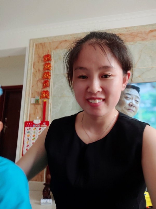 睿智的第一张照片--合肥相亲服务中心