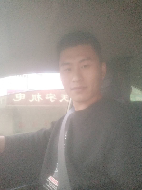 老鼠爱上猫的第一张照片--合肥相亲服务中心