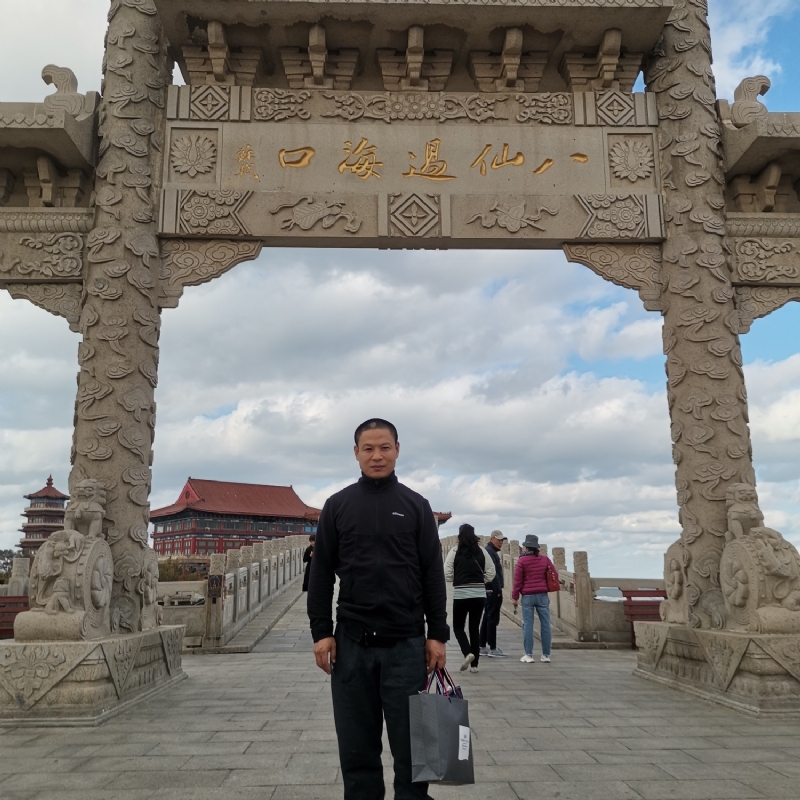 向日葵的微笑的第一张照片--合肥相亲服务中心