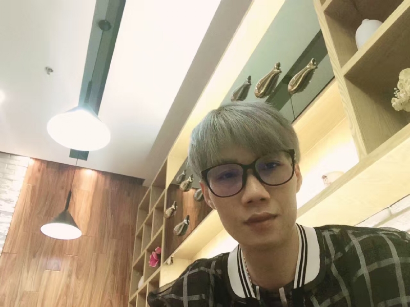 黄峰的第二张照片--合肥相亲服务中心