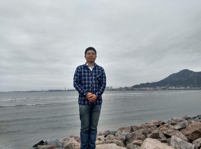 在奋斗的第二张照片--合肥相亲服务中心