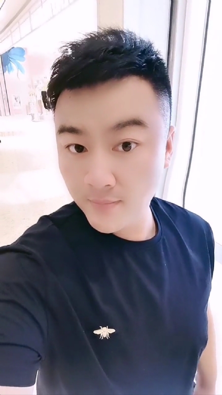 微风徐徐的第二张照片--合肥相亲服务中心