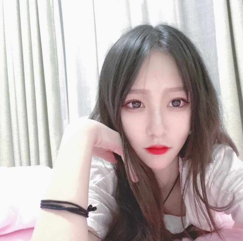 夢怡的第一张照片--合肥相亲服务中心