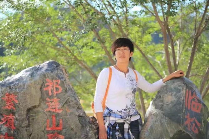 弱水河边青春草的第一张照片--合肥相亲服务中心