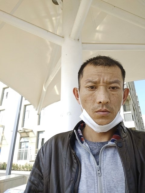 孤狼的第一张照片--合肥相亲服务中心