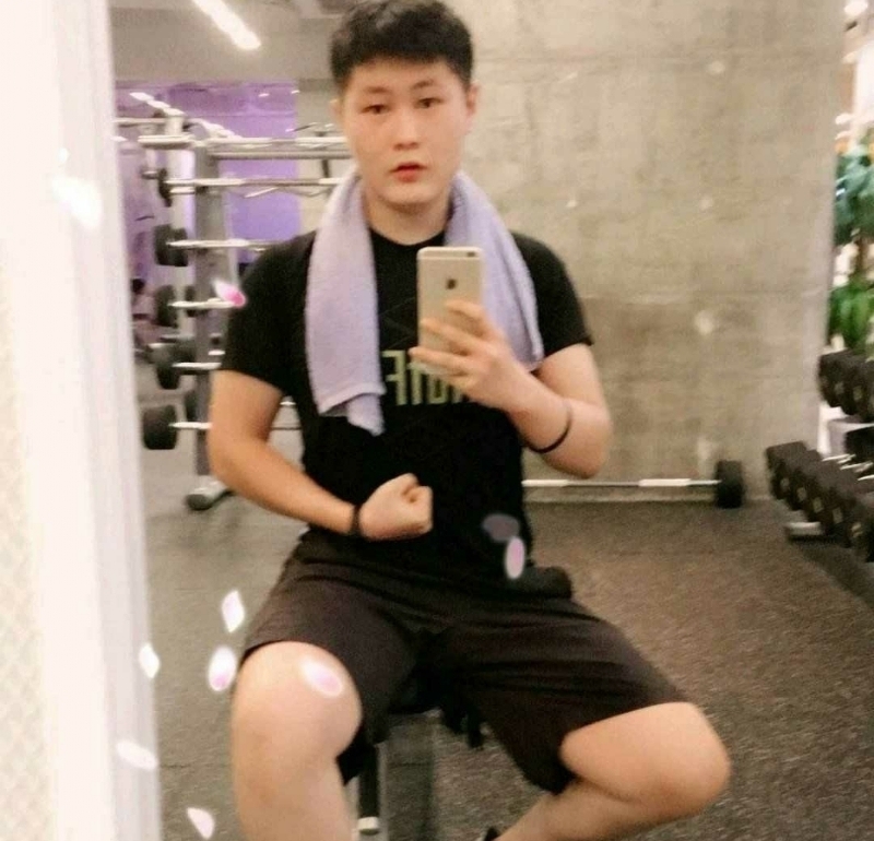 晚婚的第二张照片--合肥相亲服务中心