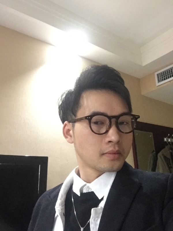 曾亮的第二张照片--合肥相亲服务中心