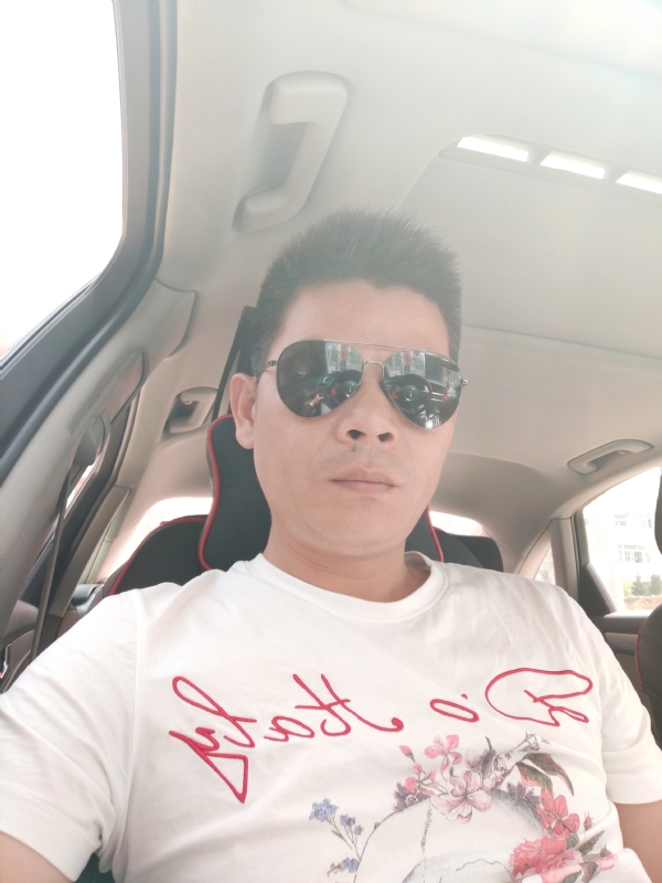 单身已久的第一张照片--合肥相亲服务中心