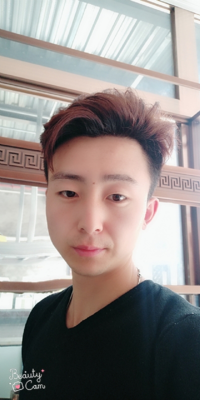 拼命微笑的第二张照片--合肥相亲服务中心