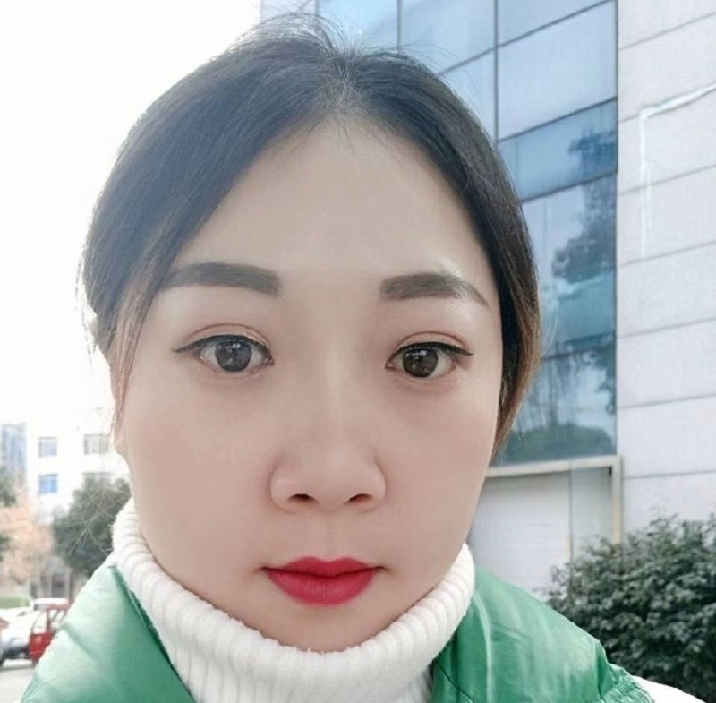 袁芳的第一张照片--合肥相亲服务中心