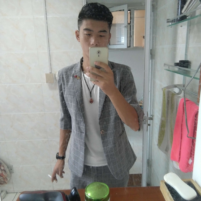 会淹死的鱼的第一张照片--合肥相亲服务中心