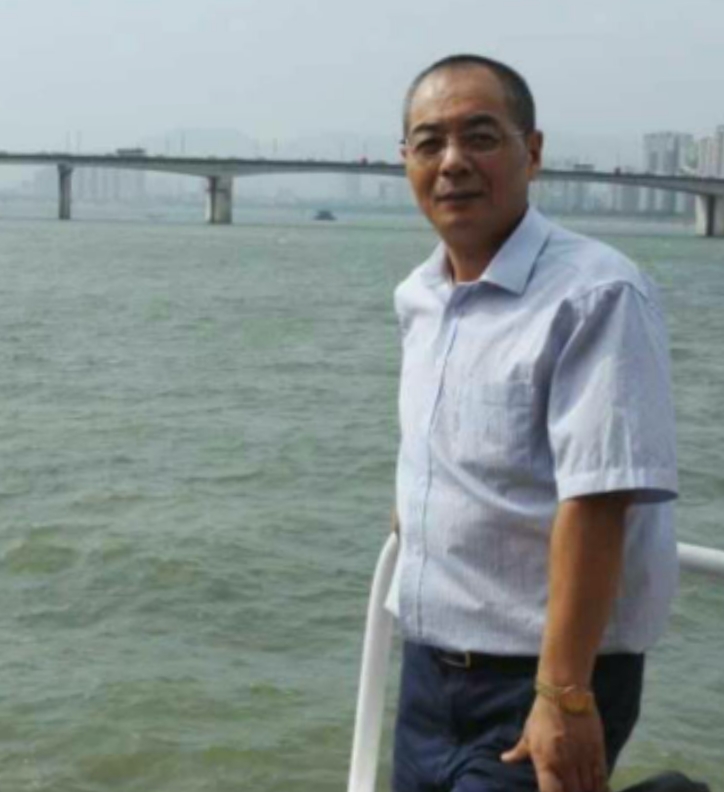 辛民的第二张照片--合肥相亲服务中心