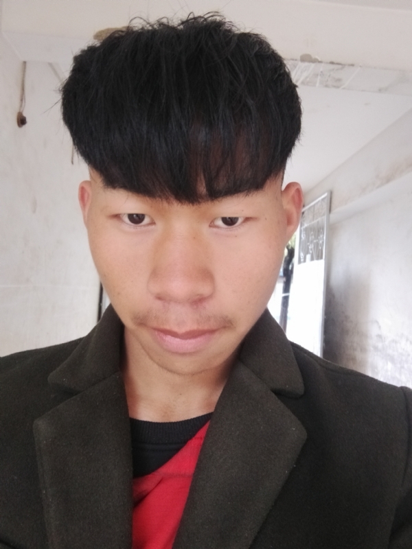 少年不在少的第一张照片--合肥相亲服务中心