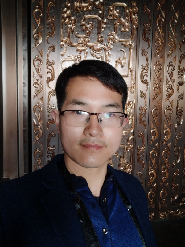 鹏鸟的第一张照片--合肥相亲服务中心