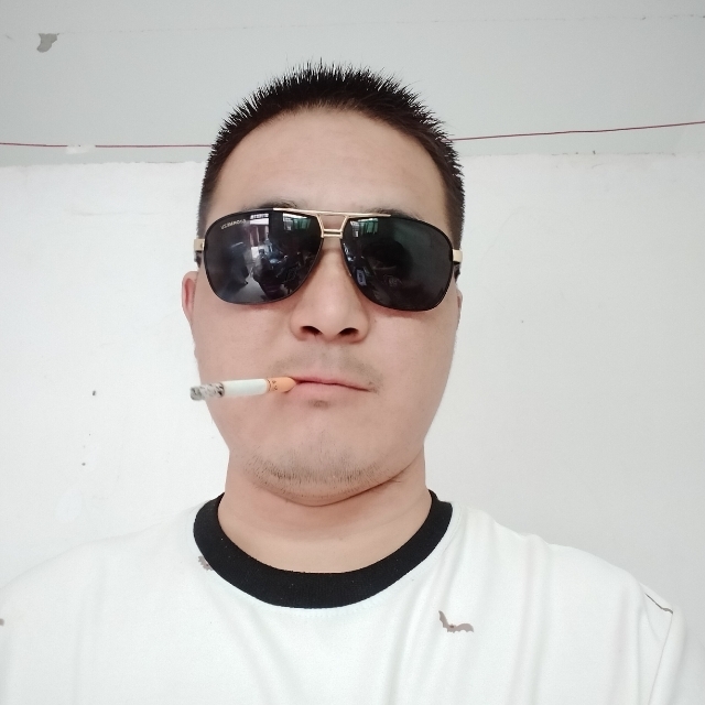 白伟伟的第一张照片--合肥相亲服务中心