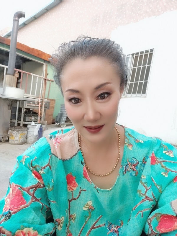 燕子的第三张照片--合肥相亲服务中心