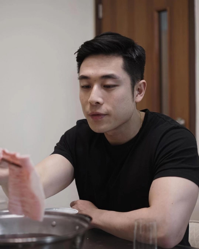 李浩泓的第一张照片--合肥相亲服务中心