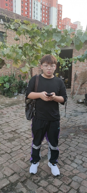 辛禹的第二张照片--合肥相亲服务中心