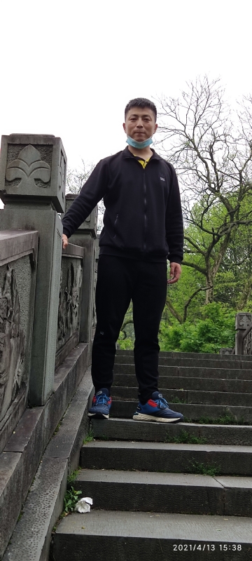 翁的第一张照片--合肥相亲服务中心