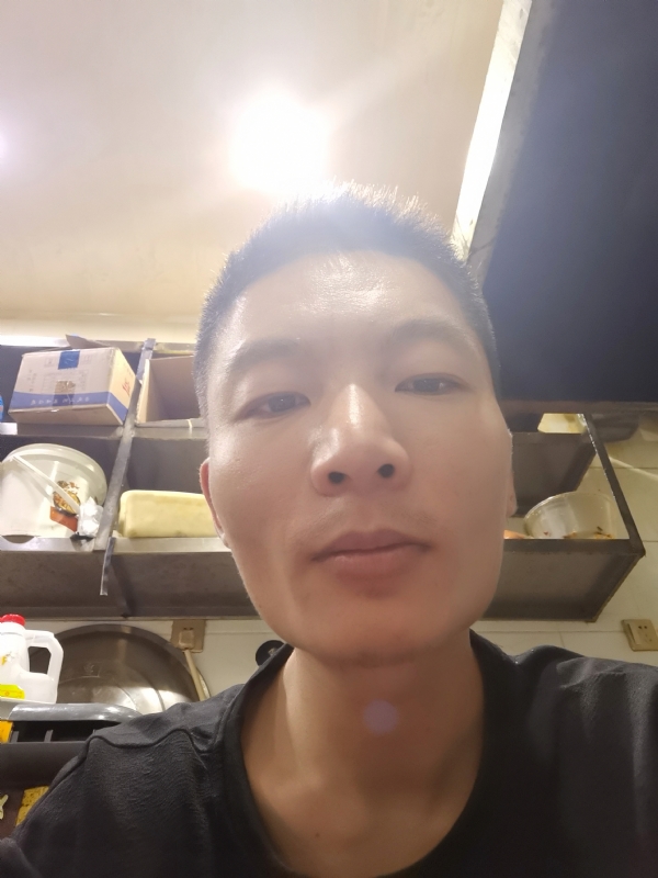 邹先生的第一张照片--合肥相亲服务中心