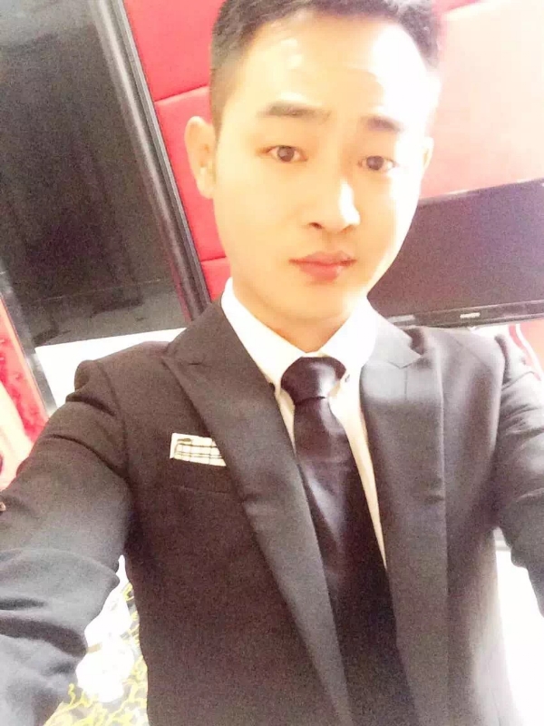 富强的第一张照片--合肥相亲服务中心